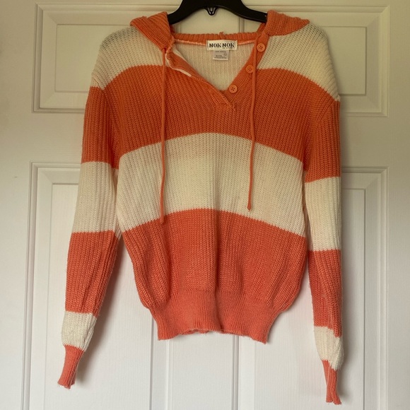 Vintage Nok Nok sweater hoodie, size large - Picture 1 of 2